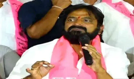 తెలంగాణ నీటిని ఆంధ్రాకు దోచిపెట్టే కుట్రలు జరుగుతున్నాయి.. సీఎం రేవంత్‌పై శ్రీనివాస్ గౌడ్ ధ్వజం