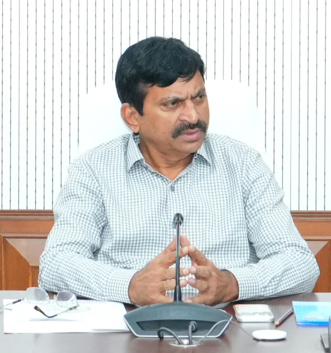 బావబామ్మర్దుల 'అధికార' ఆరాటం!