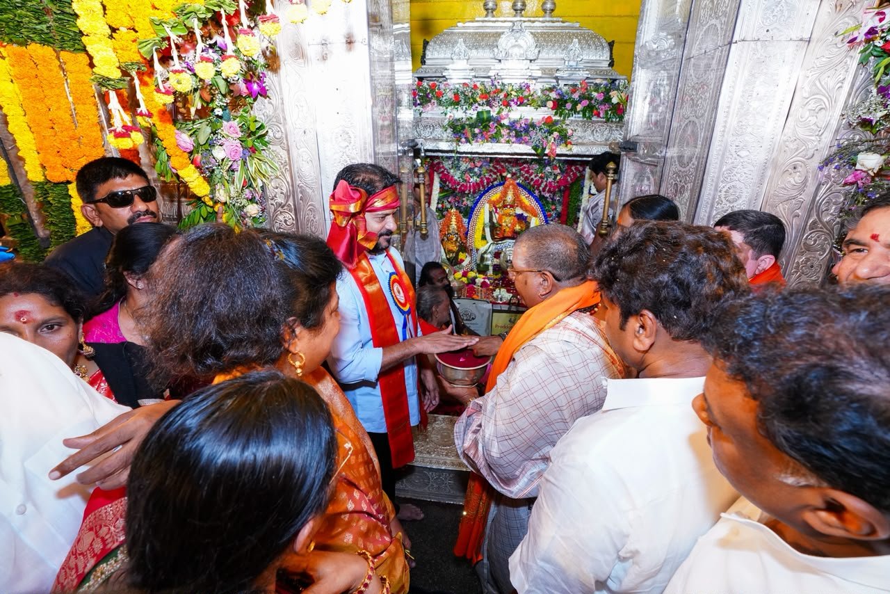 రాష్ట్ర ప్రభుత్వం తరఫున మహంకాళికి బోనం