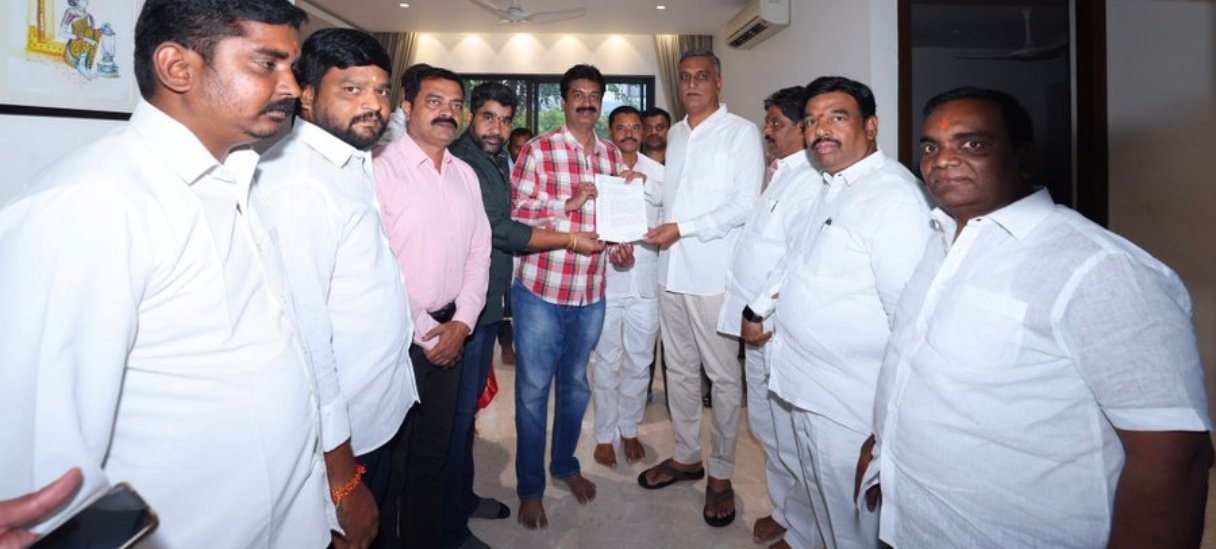 ‘30 ఏళ్లుగా వివాదం లేని ఇళ్లను నిషేధిత జాబితాలో ఎలా చేరుస్తారు?’
